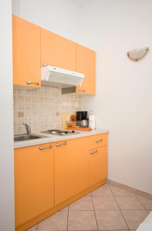 Ella Apartments Омиш Номер фото