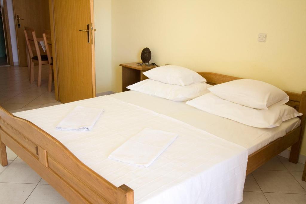 Ella Apartments Омиш Номер фото