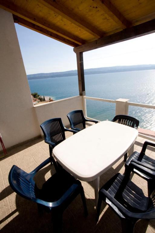 Ella Apartments Омиш Номер фото